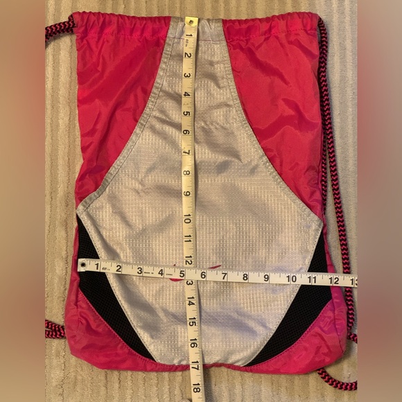 Nike String Bag - Picture 3 of 4